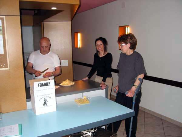 103-0322_IMG