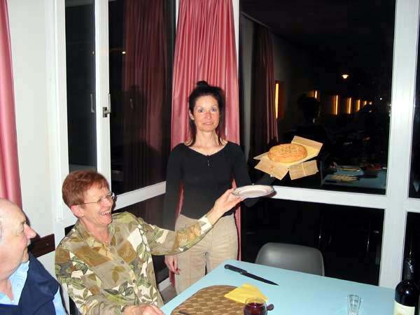 103-0324_IMG